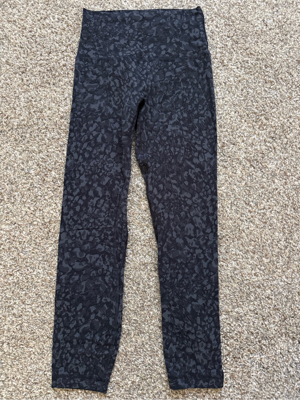 [Size: 4] Lululemon Align Pant 23” - Picture 5 of 6